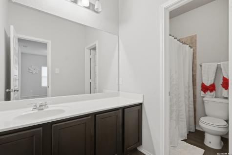 4962 Sandstone San Antonio TX 78222