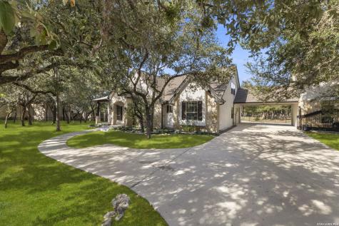 8518 Wild Trace Garden Ridge TX 78266