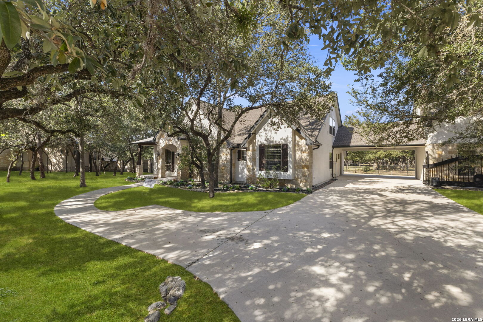 8518 Wild Trace Garden Ridge TX 78266