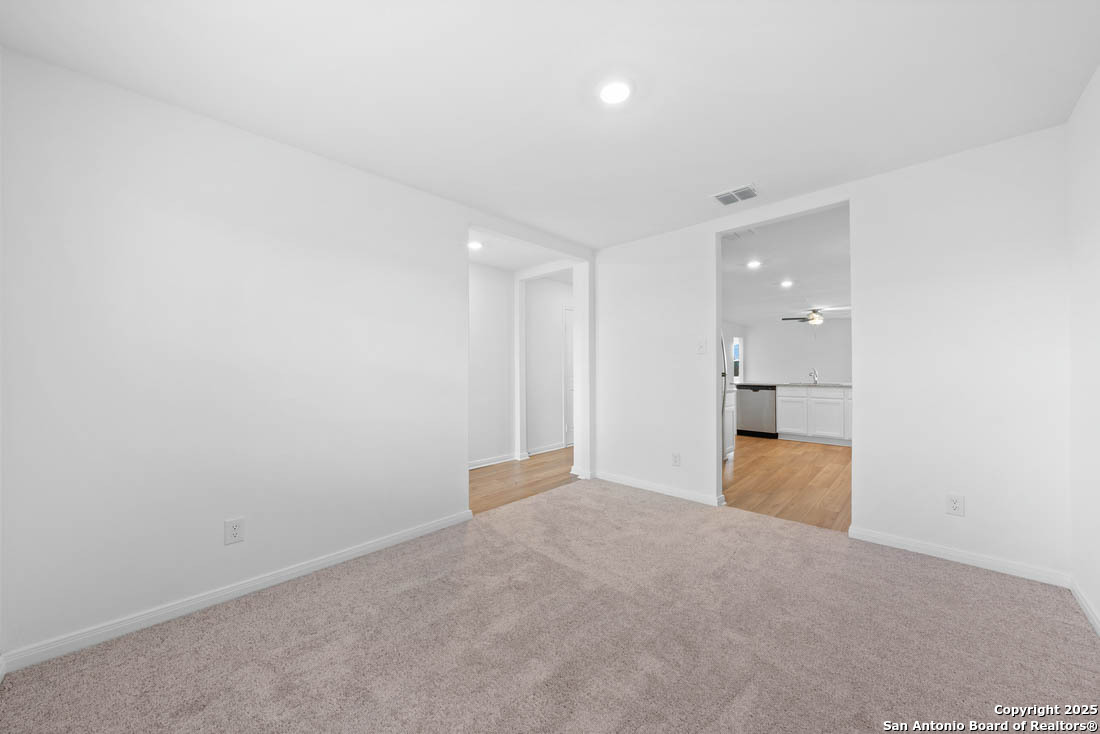 3439 Warlow Branch San Antonio TX 78109