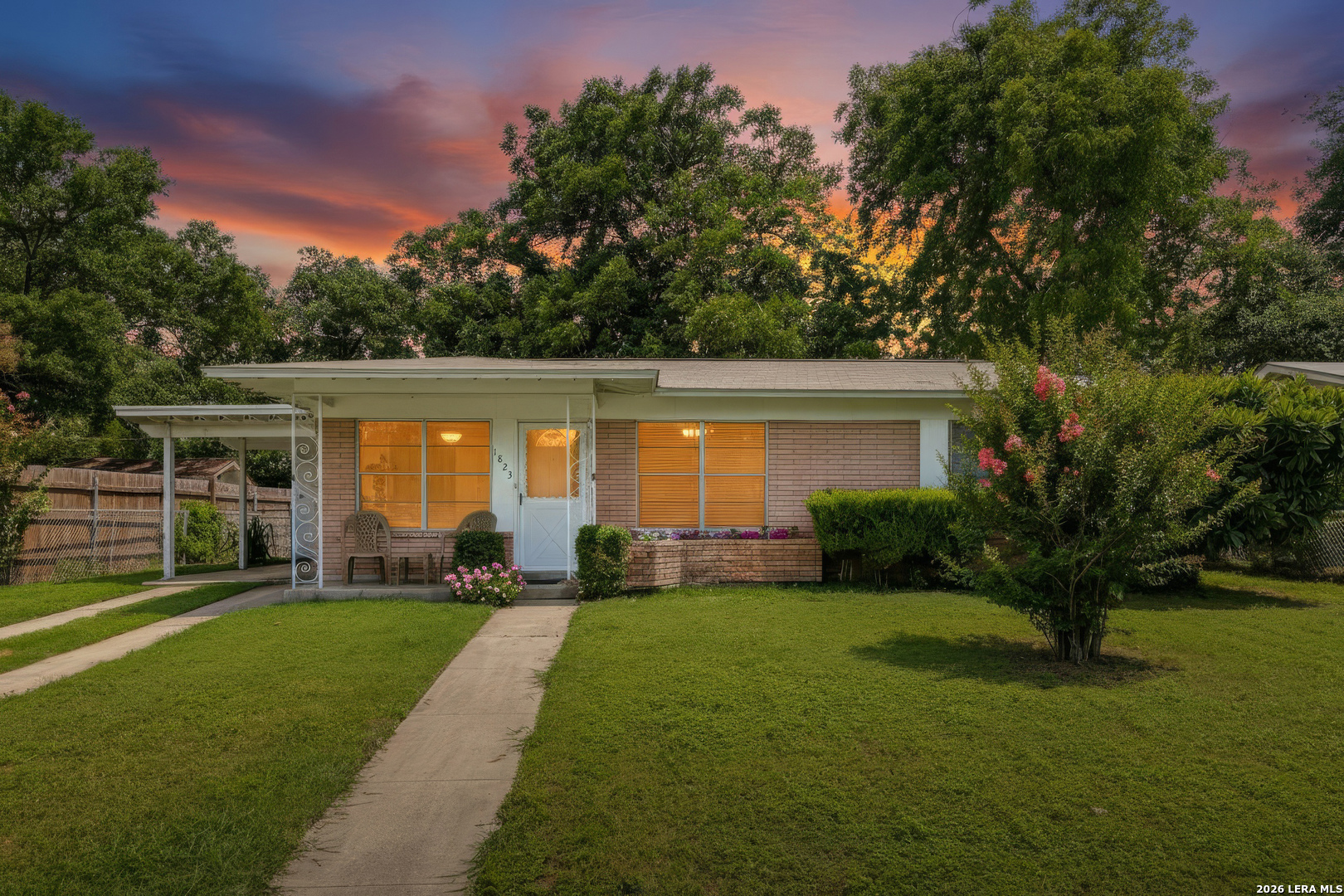1823 Mccauley San Antonio TX 78224