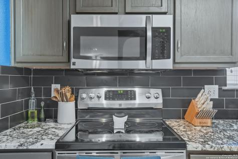 663 Lynx Mountain San Antonio TX 78251