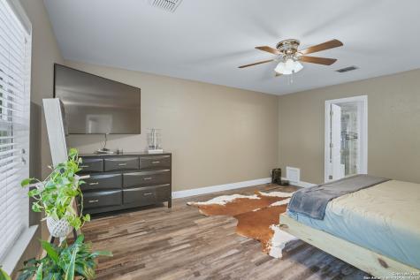 663 Lynx Mountain San Antonio TX 78251