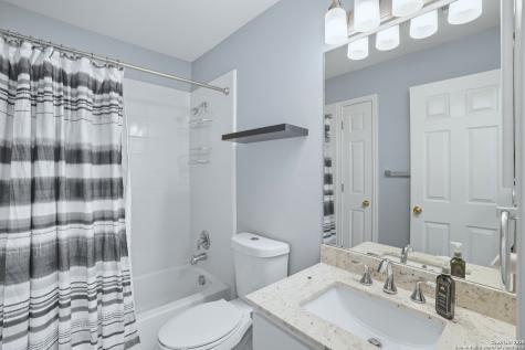 663 Lynx Mountain San Antonio TX 78251