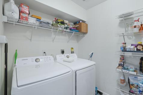 663 Lynx Mountain San Antonio TX 78251