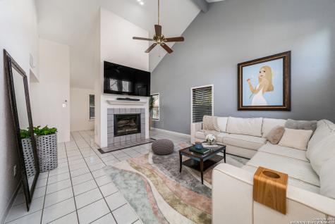 7518 Peppervine Lane San Antonio TX 78249