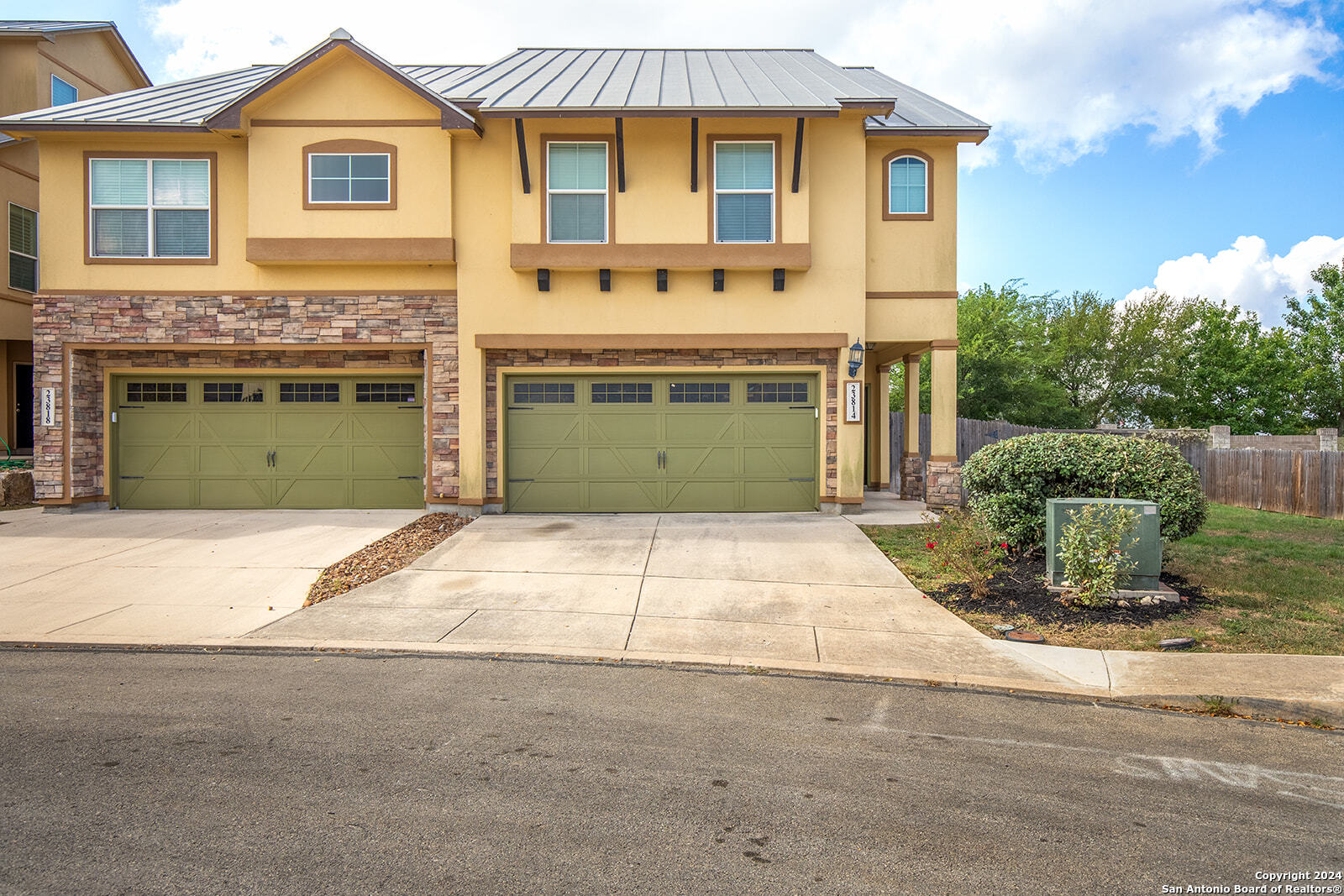 23814 Stately Oaks San Antonio TX 78260