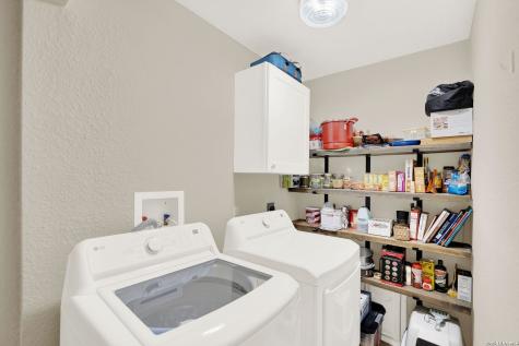 1607 14th Street Hondo TX 78861