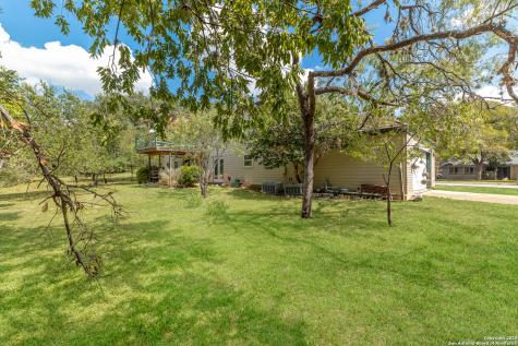 13711 Hunters Moss San Antonio TX 78230