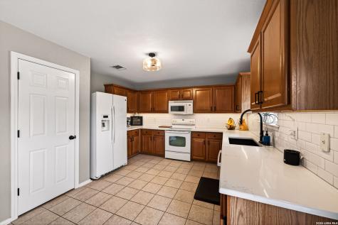 6664 Richland Place San Antonio TX 78244