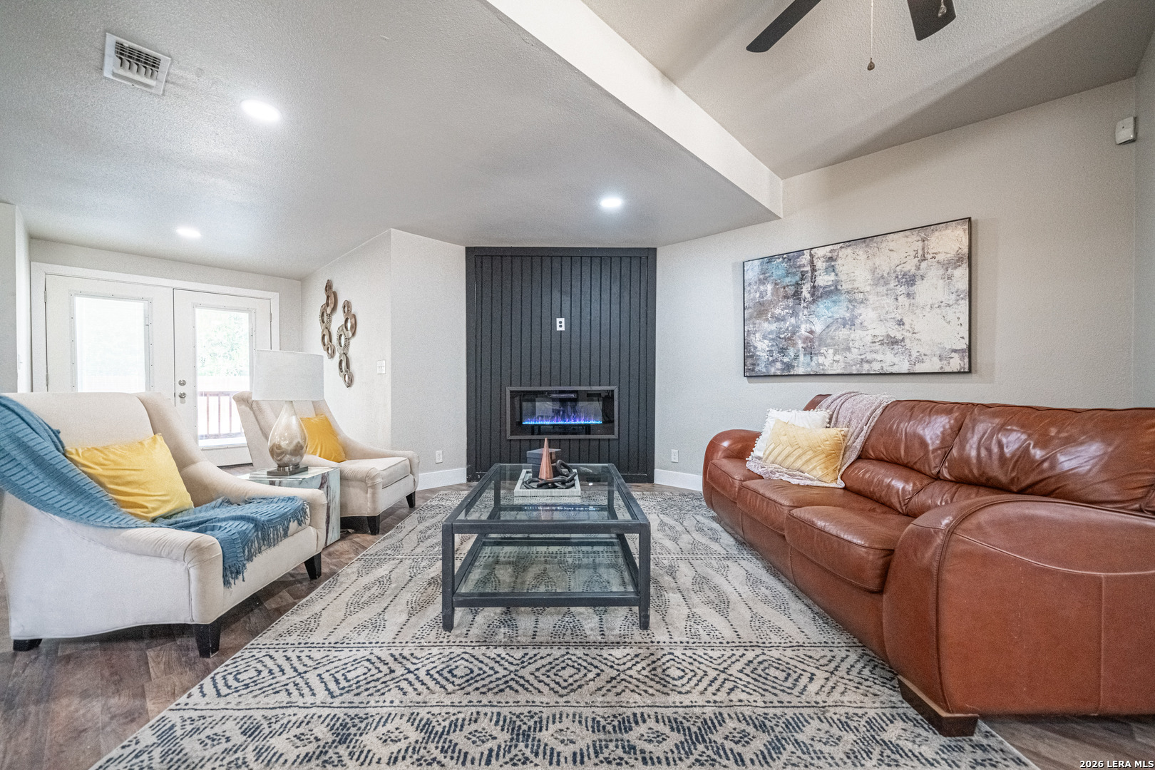 159 S Hackberry Avenue New Braunfels TX 78130