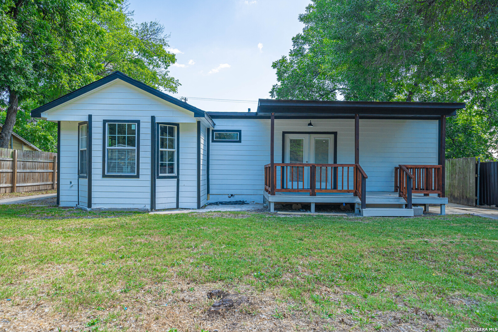 159 S Hackberry Avenue New Braunfels TX 78130