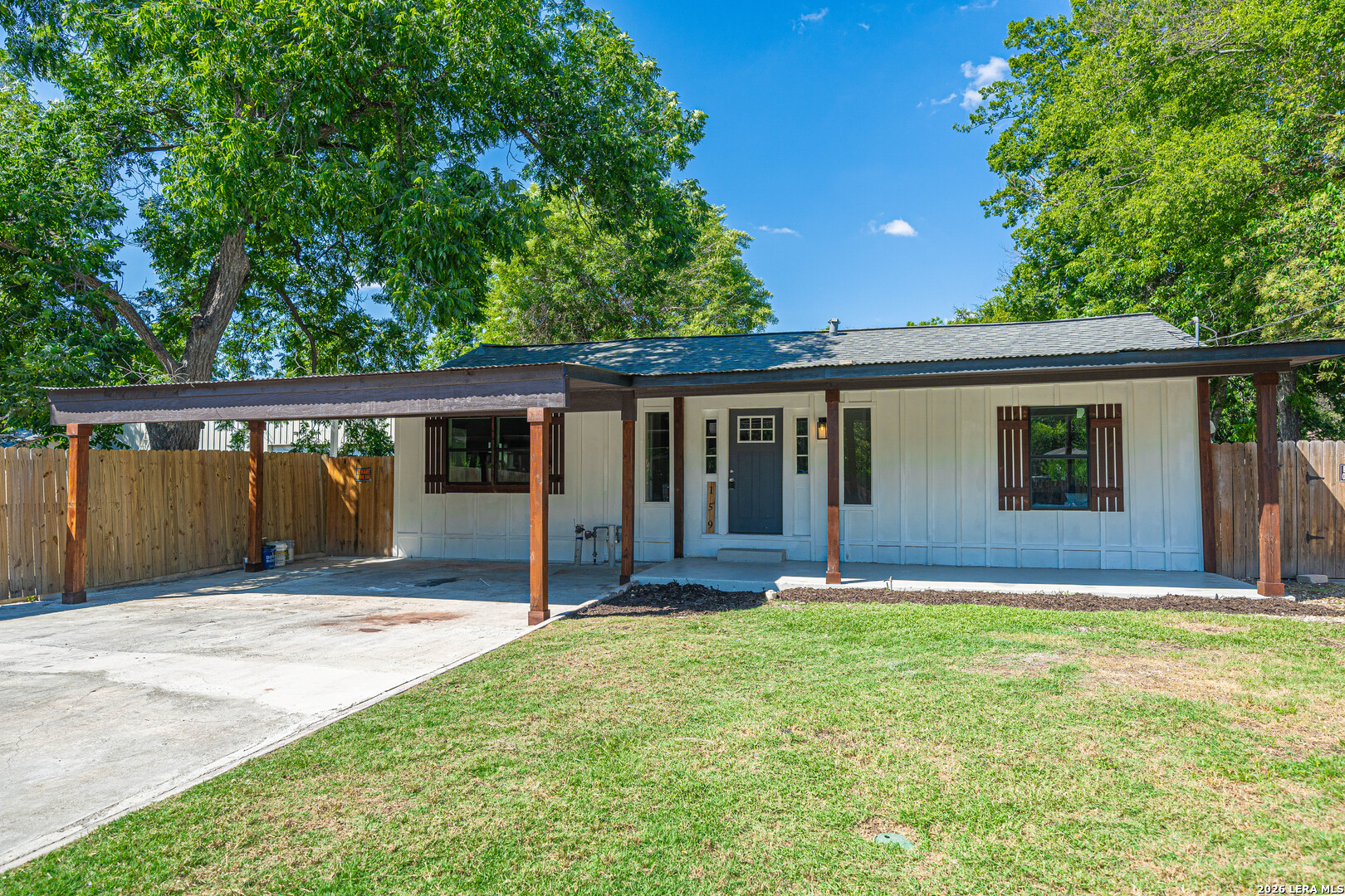 159 S Hackberry Avenue New Braunfels TX 78130