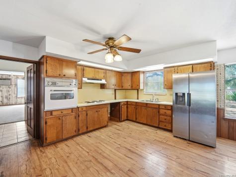 300 Avenue M Hondo TX 78861