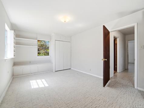 300 Avenue M Hondo TX 78861