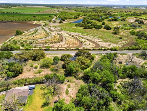 300 Avenue M Hondo TX 78861