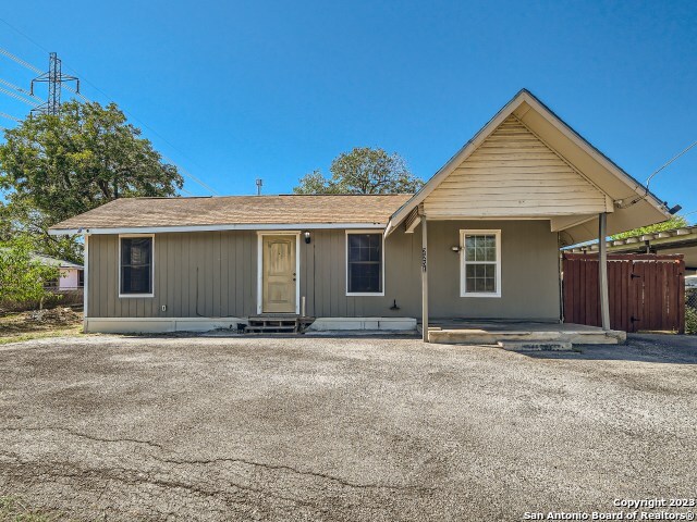 2251 Buffalo Street San Antonio TX 78221
