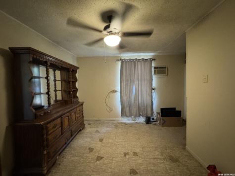 131 Danny Clay Drive San Antonio TX 78228