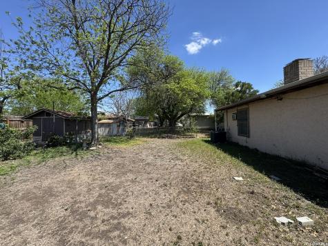 131 Danny Clay Drive San Antonio TX 78228