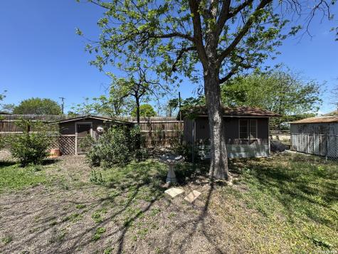 131 Danny Clay Drive San Antonio TX 78228