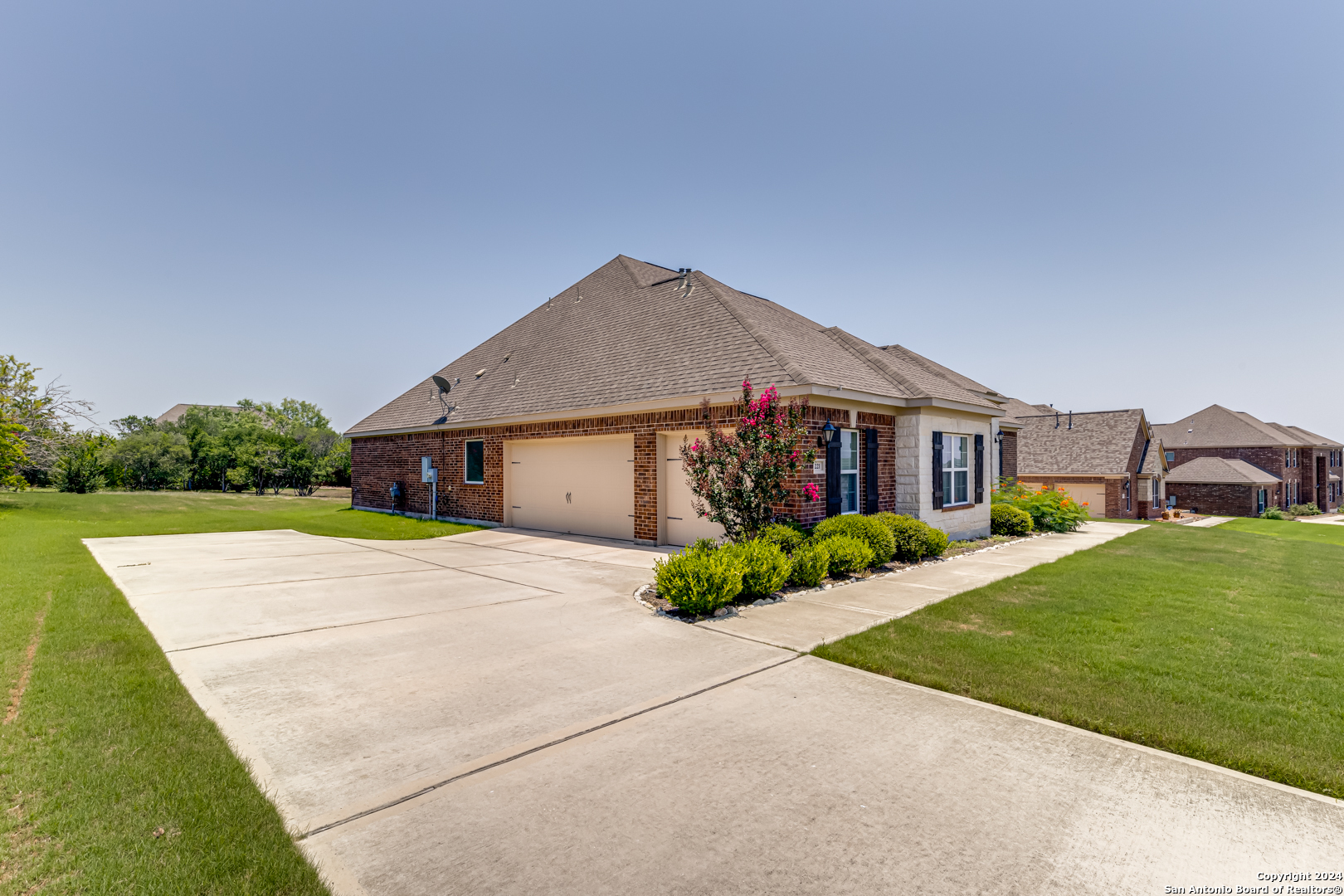 221 Sittre Drive Castroville TX 78009