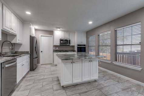 338 Territory Oak San Antonio TX 78253