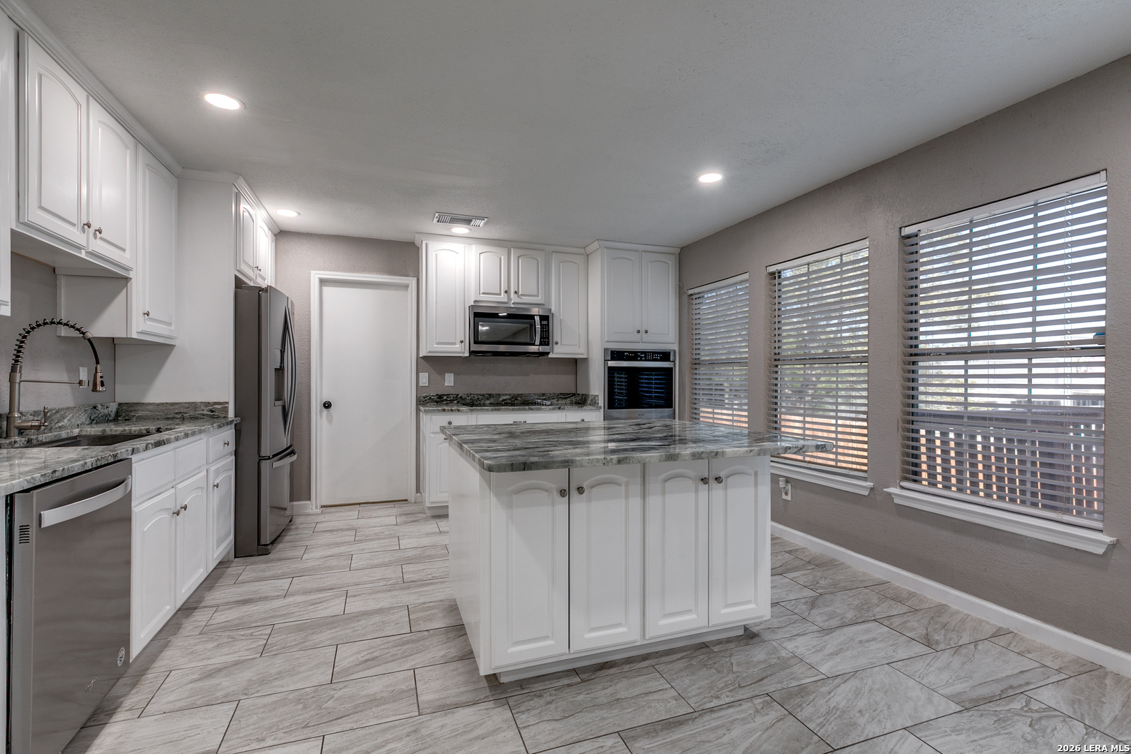 338 Territory Oak San Antonio TX 78253