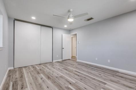 338 Territory Oak San Antonio TX 78253