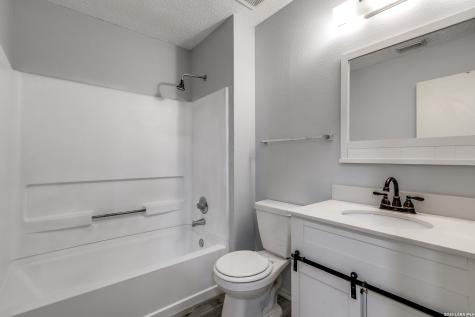 338 Territory Oak San Antonio TX 78253
