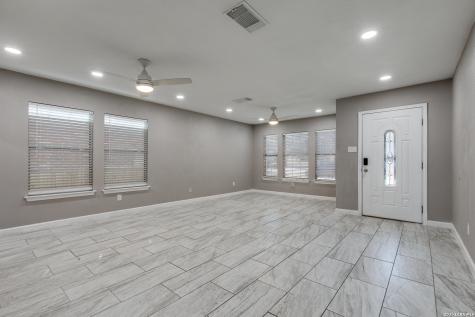 338 Territory Oak San Antonio TX 78253
