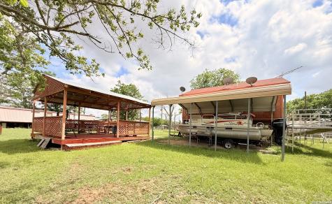 738 Lakeshore Drive S Bandera TX 78003