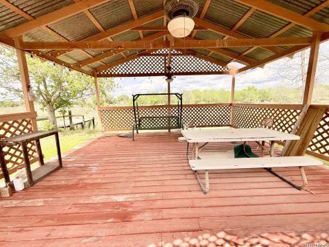 738 Lakeshore Drive S Bandera TX 78003