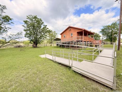738 Lakeshore Drive S Bandera TX 78003