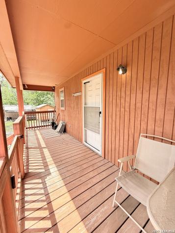 738 Lakeshore Drive S Bandera TX 78003