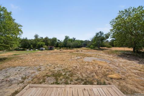 1203 Avenue J Hondo TX 78861