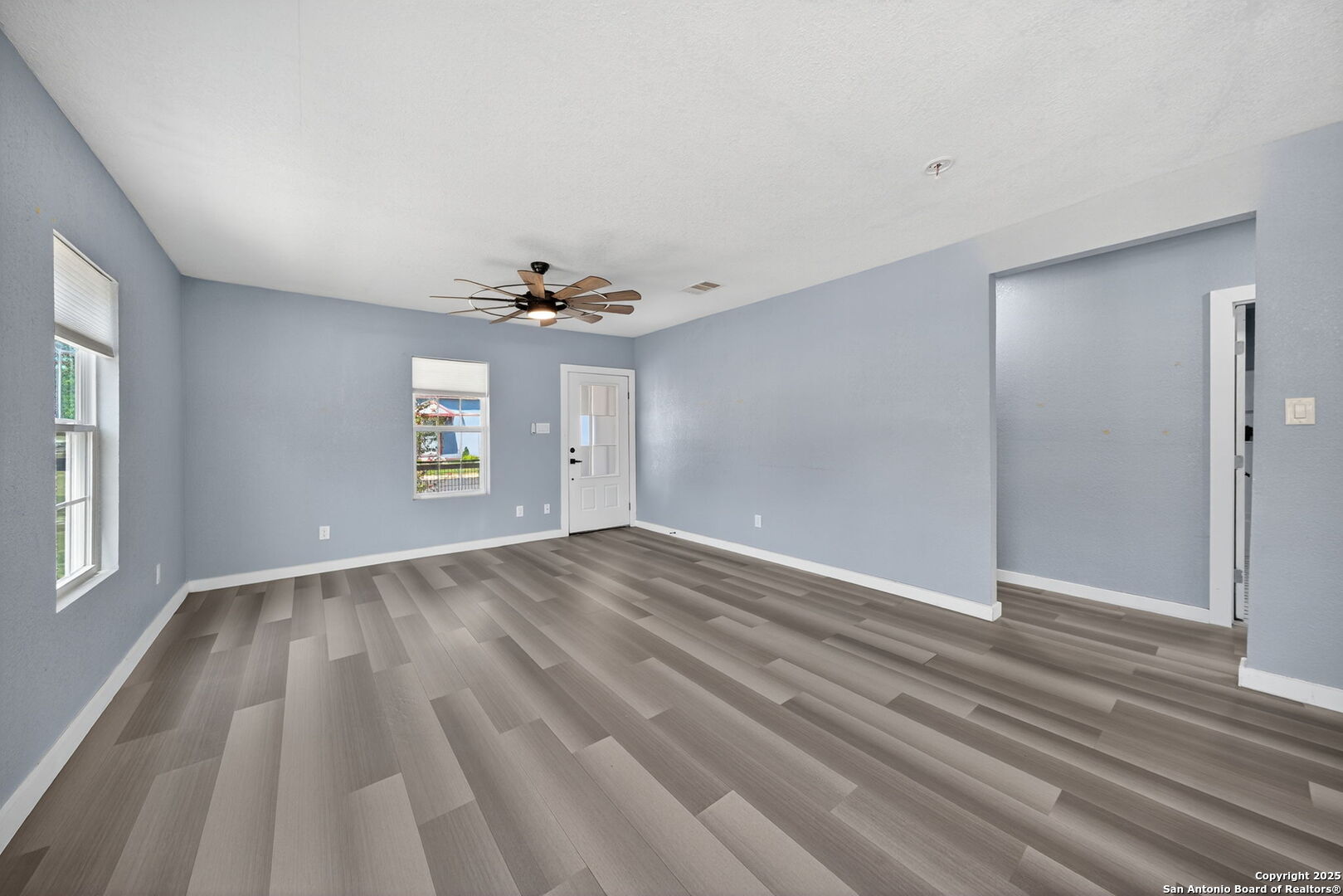 1203 Avenue J Hondo TX 78861
