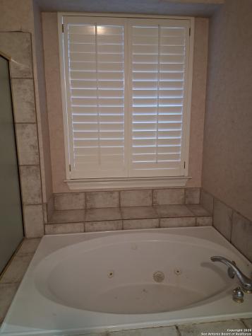 13306 Ming Heights San Antonio TX 78230