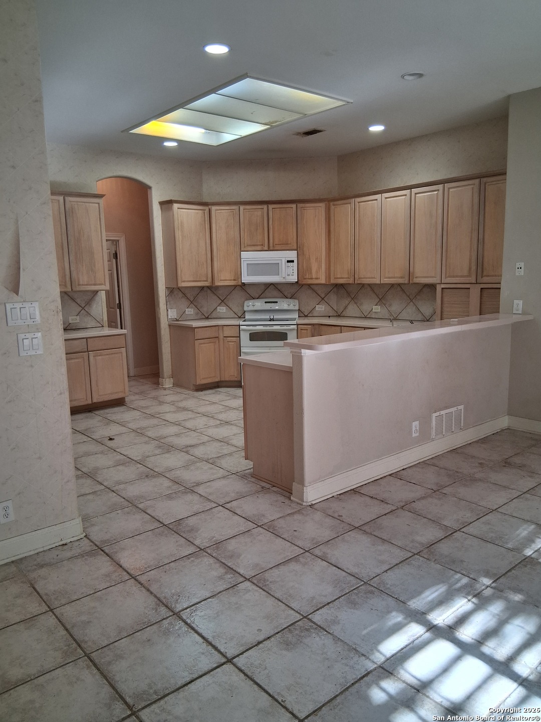 13306 Ming Heights San Antonio TX 78230