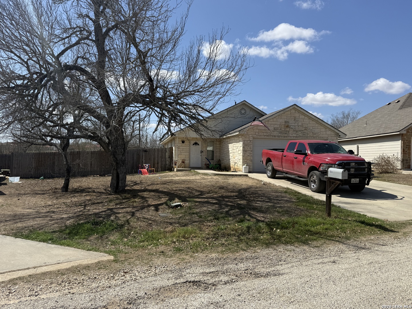 108 Ocotillo Jourdanton TX 78026