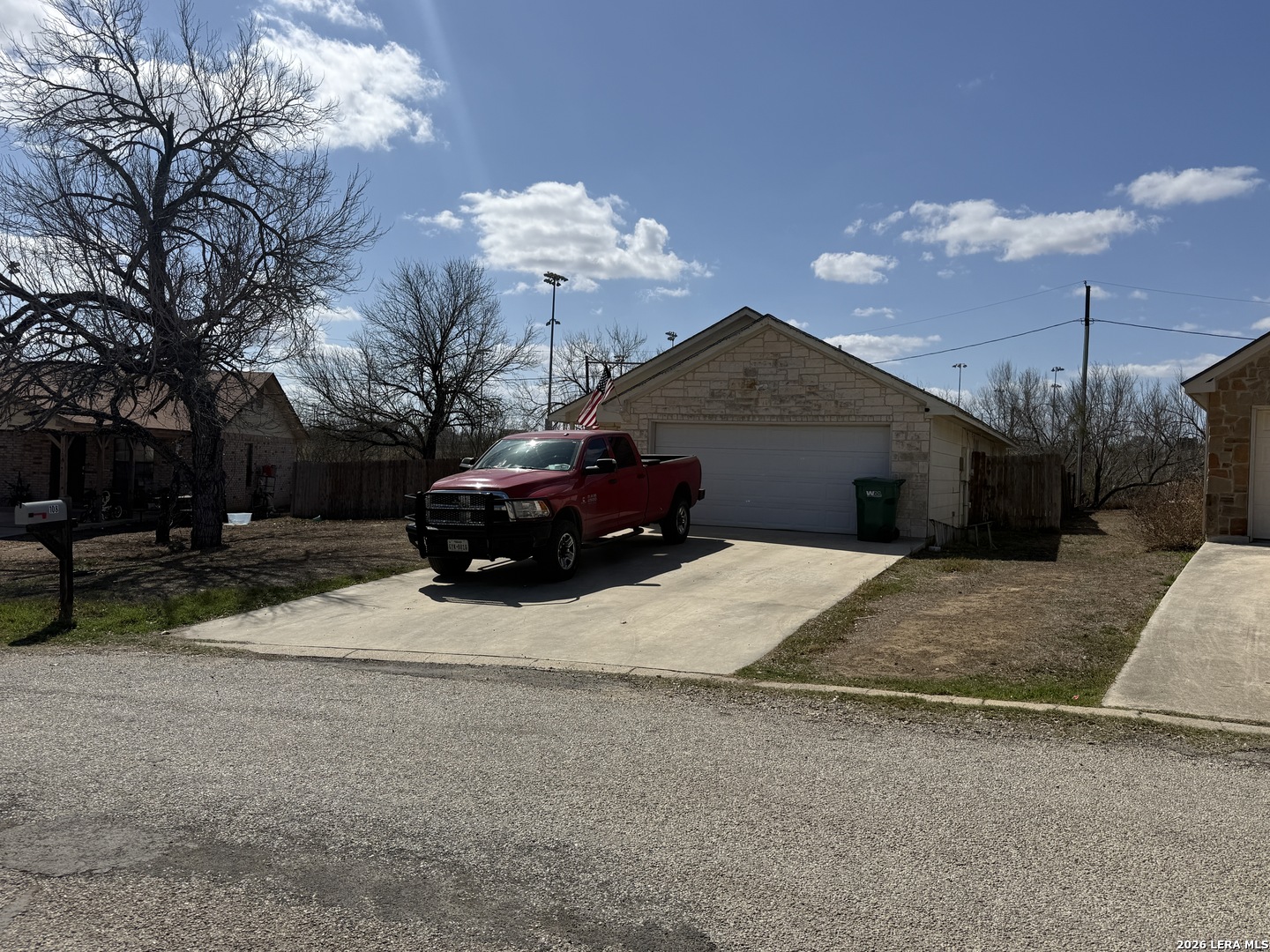 108 Ocotillo Jourdanton TX 78026