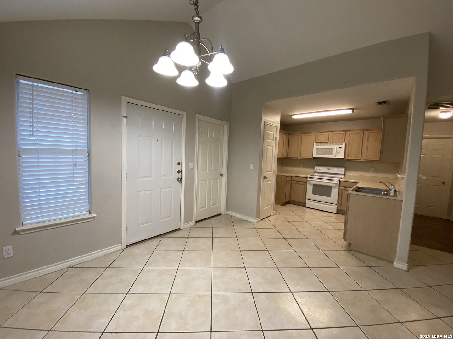 108 Ocotillo Jourdanton TX 78026