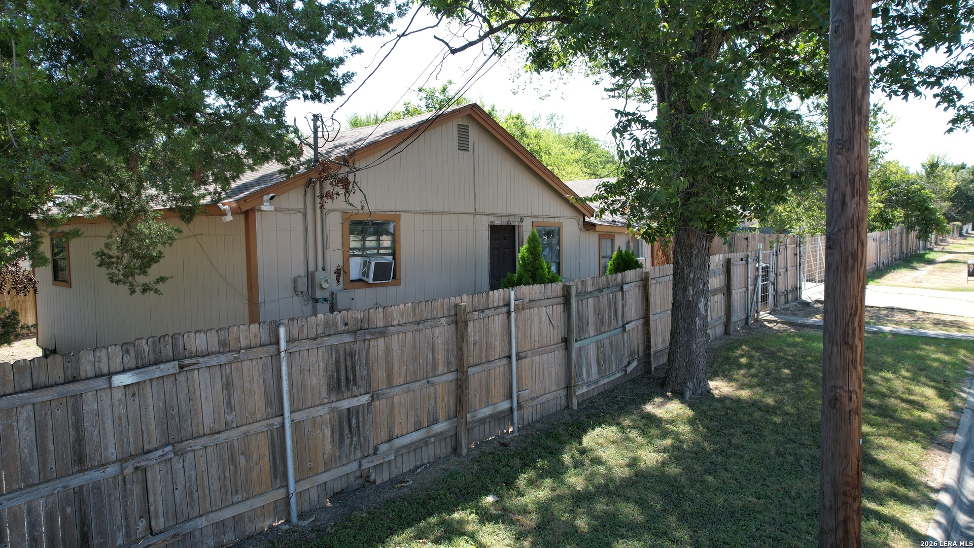 1995 Cross Street New Braunfels TX 78130