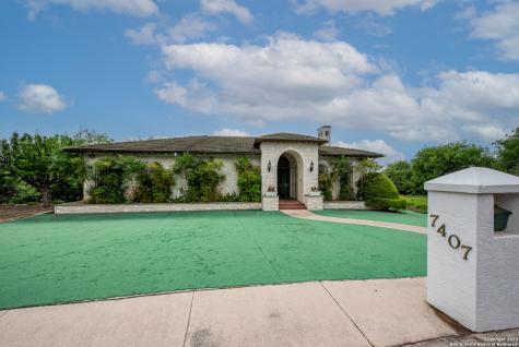 7407 Round Mountain San Antonio TX 78255