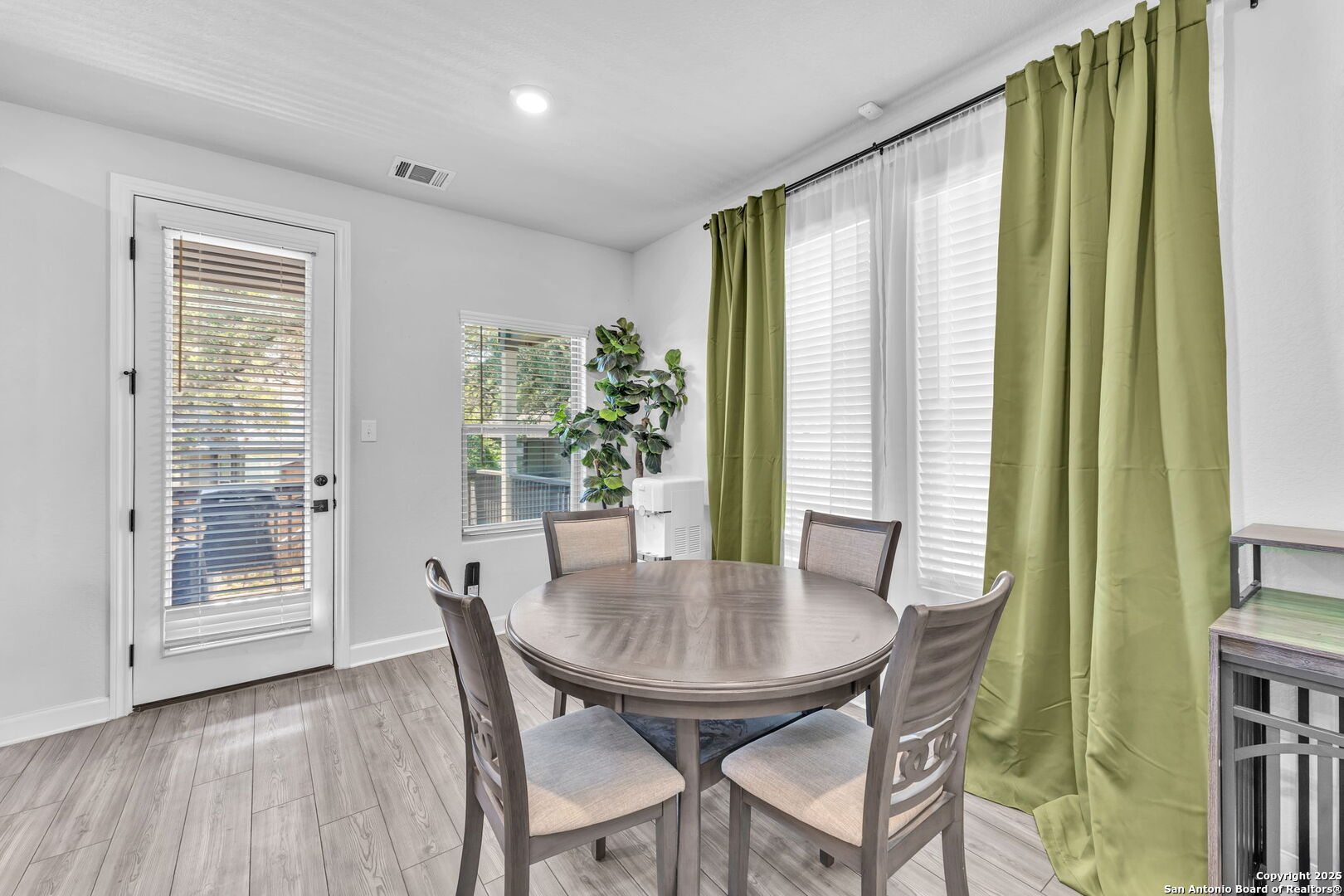 16203 Bronco View San Antonio TX 78247