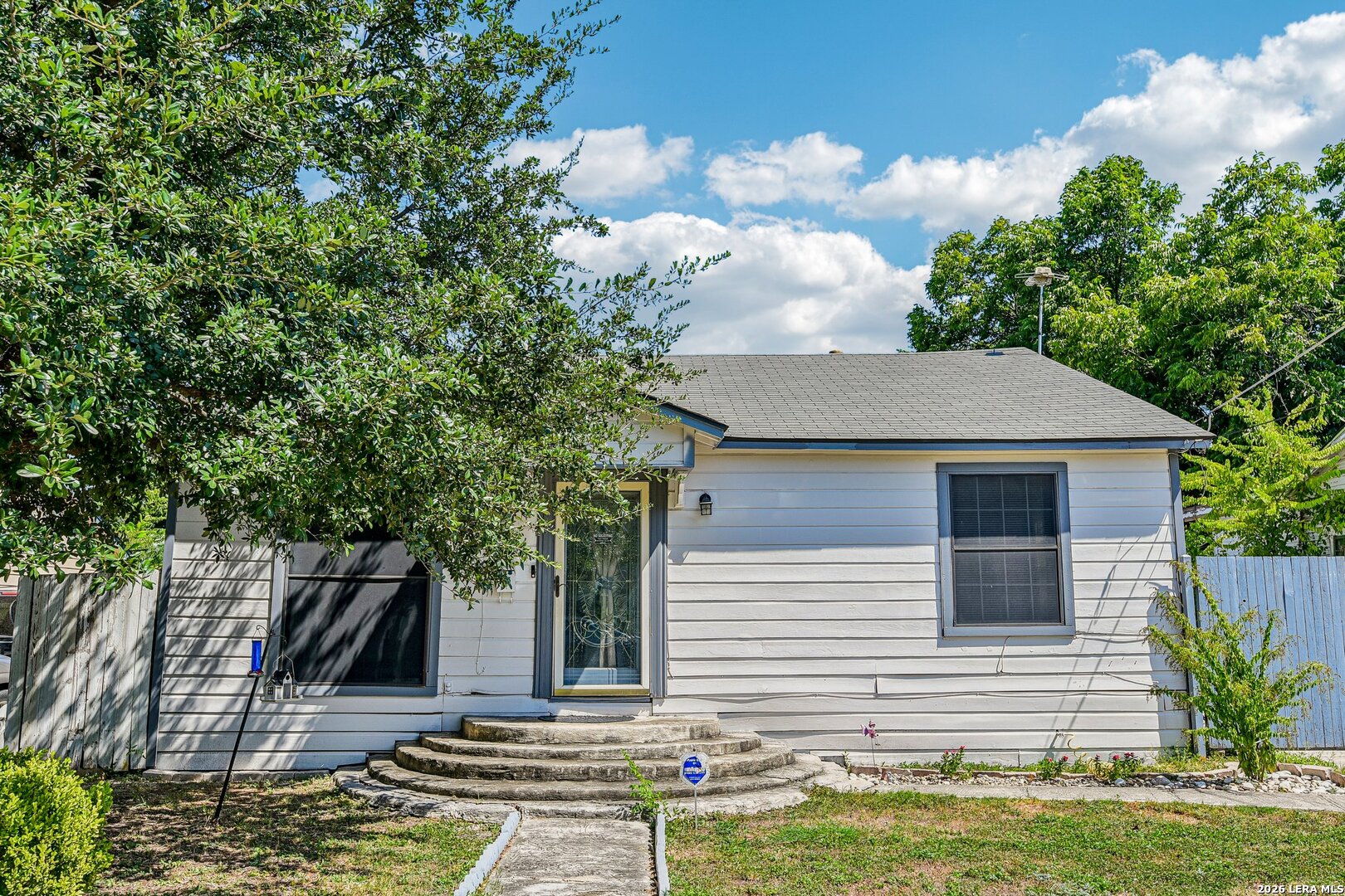 929 Santa Monica Street San Antonio TX 78201