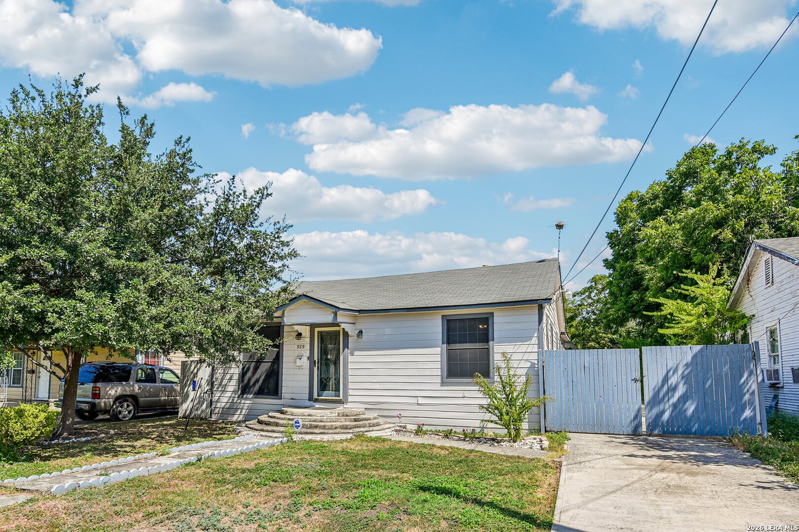 929 Santa Monica Street San Antonio TX 78201
