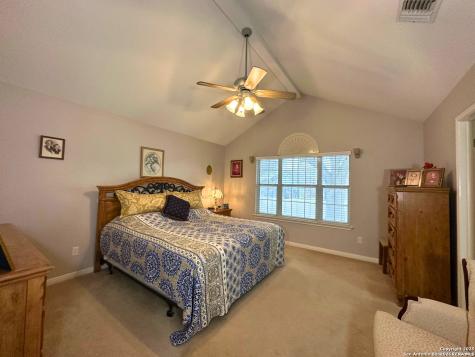 1265 Buttercup New Braunfels TX 78130