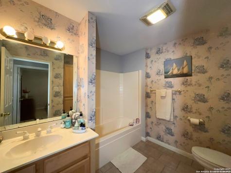 1265 Buttercup New Braunfels TX 78130