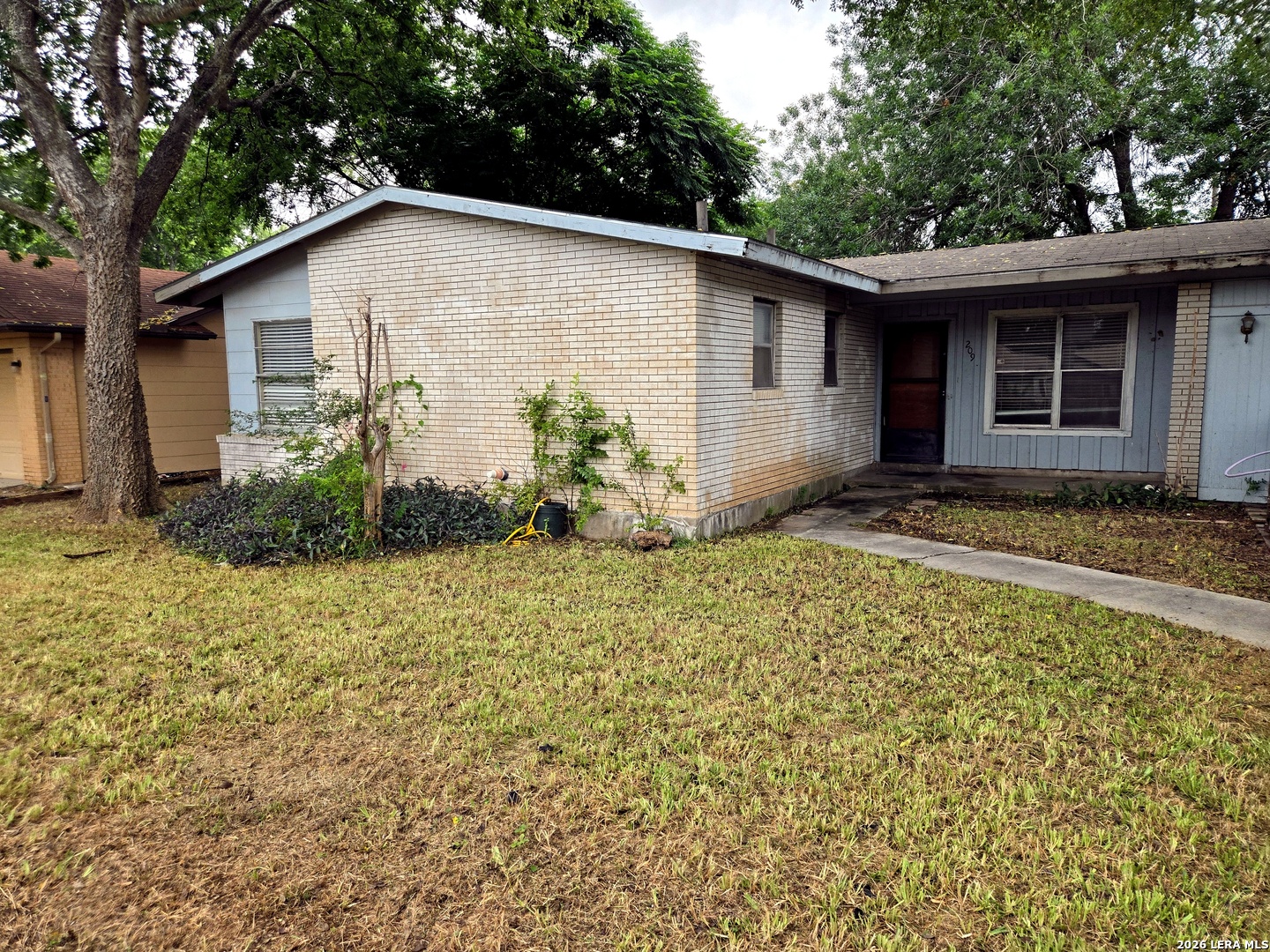 209 Winn Avenue Universal City TX 78148