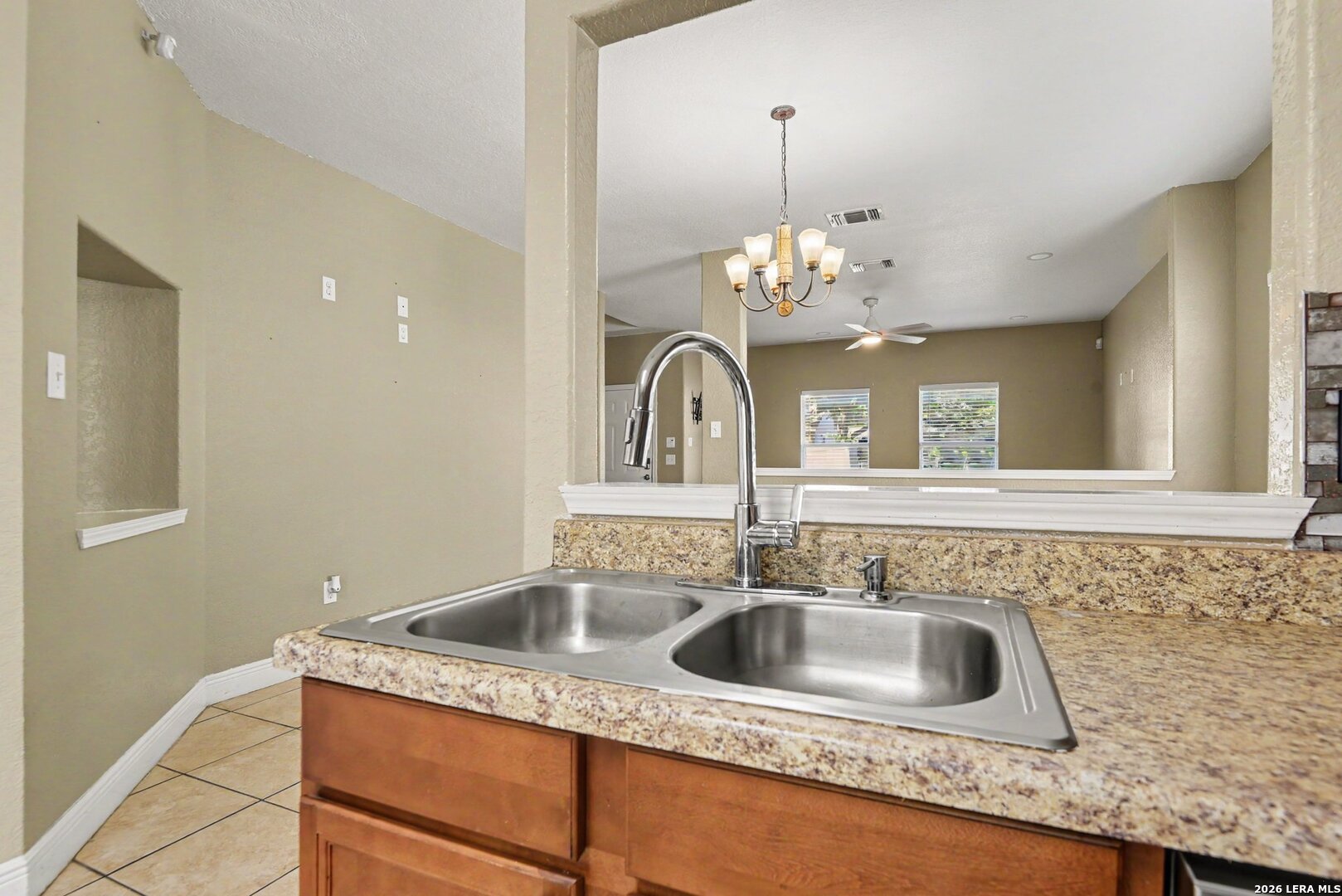 1516 Vanderbilt Street San Antonio TX 78210